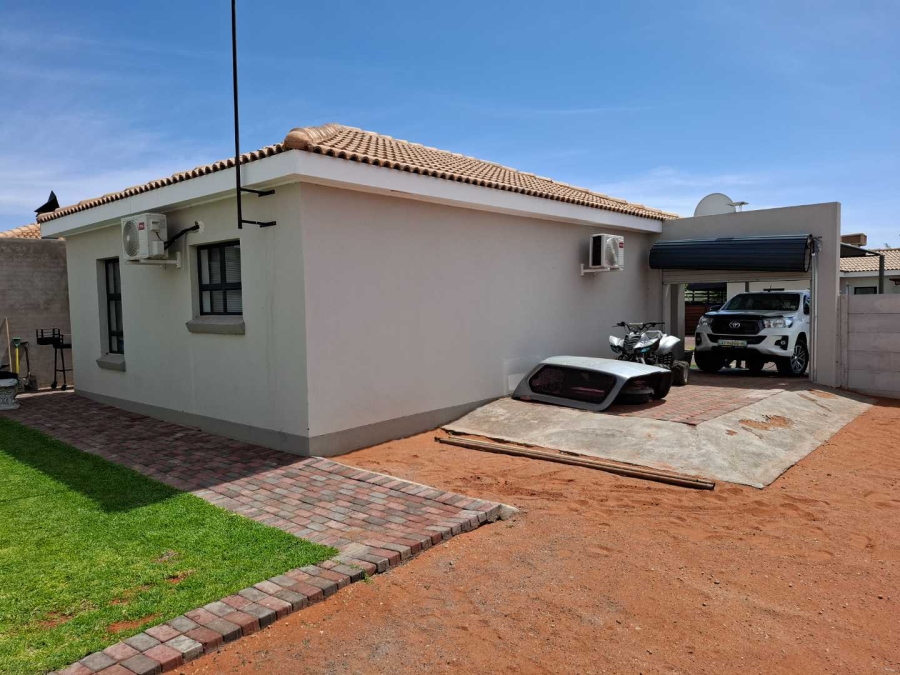 2 Bedroom Property for Sale in Blydeville Northern Cape